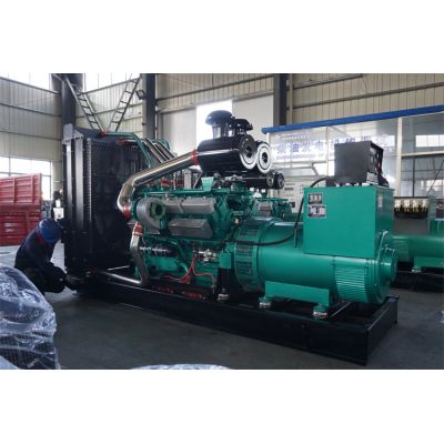 400kw乾能柴油發(fā)電機(jī)組-乾能12缸柴油機(jī)12V135AZLD柴油發(fā)電機(jī)組,缸徑/行程：135/150mm,柴油發(fā)電機(jī)組水冷發(fā)動(dòng)機(jī)功率410KW,柴油發(fā)電機(jī)組配套馬拉松斯坦福發(fā)電機(jī)。廠價(jià)直銷歡迎選購(gòu)：13773399855。