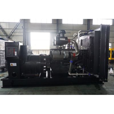 800kw東風研究所柴油發電機組-東風研究所12缸柴油機SY296TAD83柴油發電機組,缸徑/行程：138/165mm,柴油發電機組水冷發動機功率830KW,柴油發電機組配套馬拉松斯坦福發電機。廠價直銷歡迎選購：13773399855。
